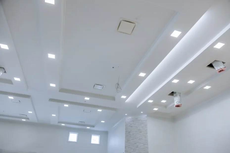 Découvrez le chauffage film rayonnant plafond, la solution innovante pour un confort optimal. Alliant efficacité énergétique, design discret et installation simple